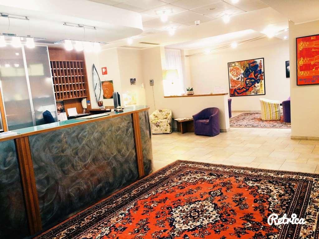 Hotel Lux Alessandria Interior photo